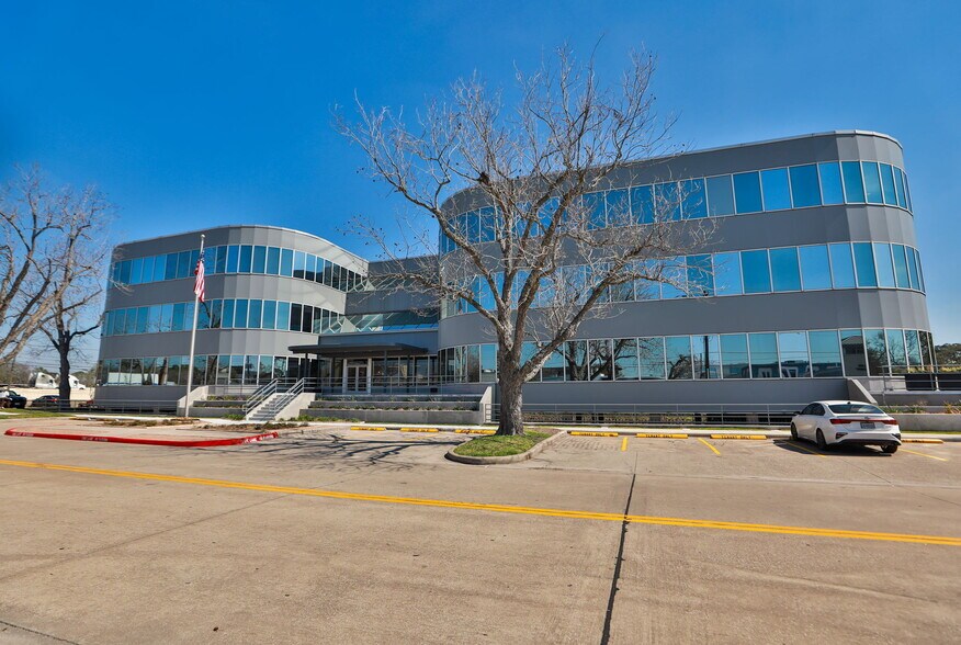 Primary Photo Of 8955 Katy Fwy, Houston Office For Lease