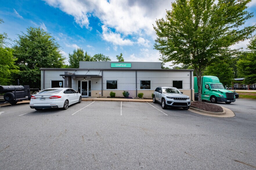 More Photos Of 201 Murphy Dr, Maumelle Research And Development For Lease