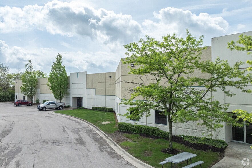 More Photos Of 7462-7498 Webster St, Dayton Warehouse For Lease