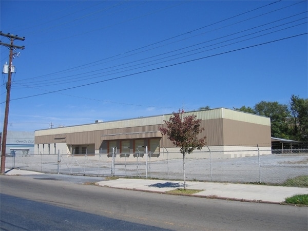 More Photos Of 101 S 17th St, Harrisburg Warehouse For Sale