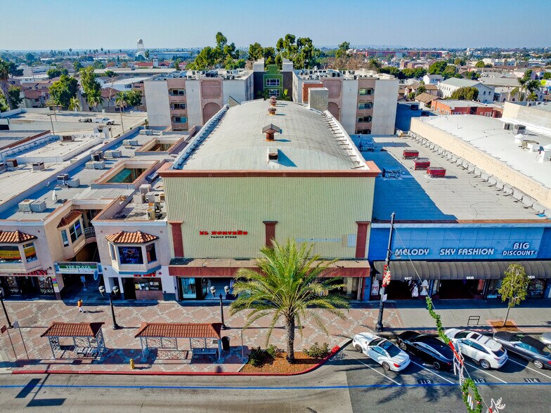 More Photos Of 6439-6501 Pacific Blvd, Huntington Park Storefront For Sale