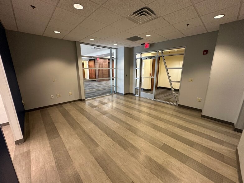 More Photos Of 5380 Hickory Hollow Pky, Antioch Medical For Lease