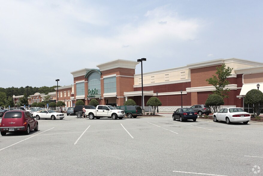 More Photos Of 840 S Glynn St, Fayetteville Unknown For Lease