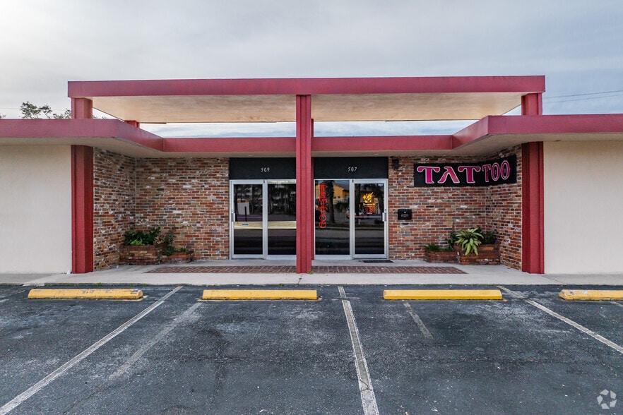 More Photos Of 501-527 S Paula Dr, Dunedin Office For Lease