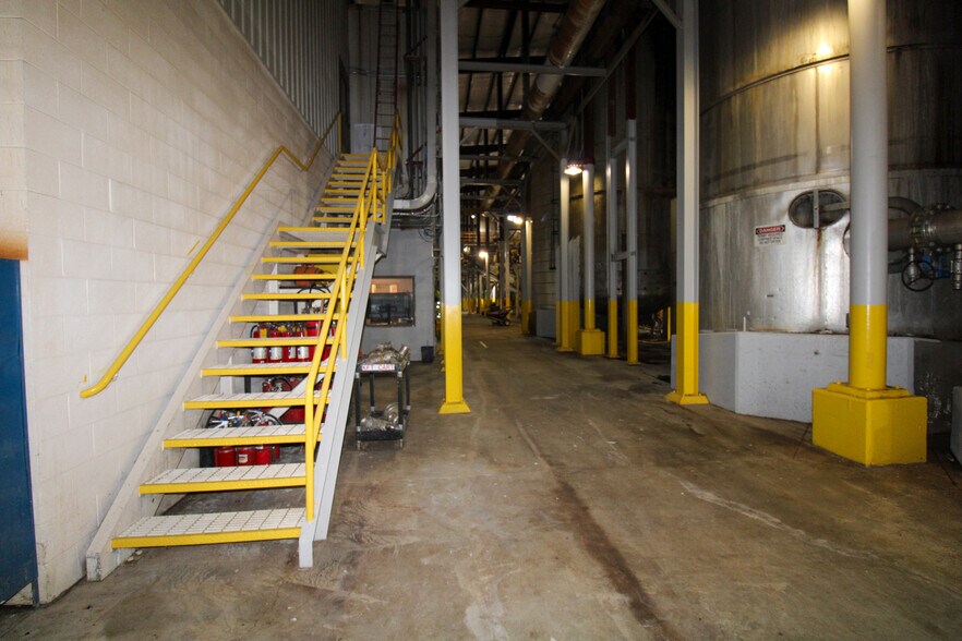 More Photos Of 6059 159th St, Galva Food Processing For Sale