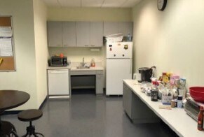 More Photos Of 607 E Sonterra Blvd, San Antonio Unknown For Lease