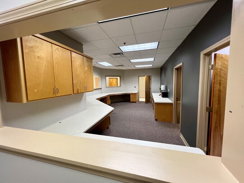 More Photos Of 1707 Watson Blvd, Warner Robins Medical For Lease