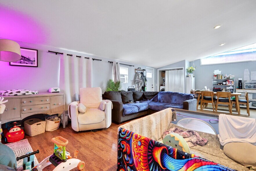 More Photos Of 269 Stone Schoolhouse Rd, Bloomingburg Warehouse For Sale