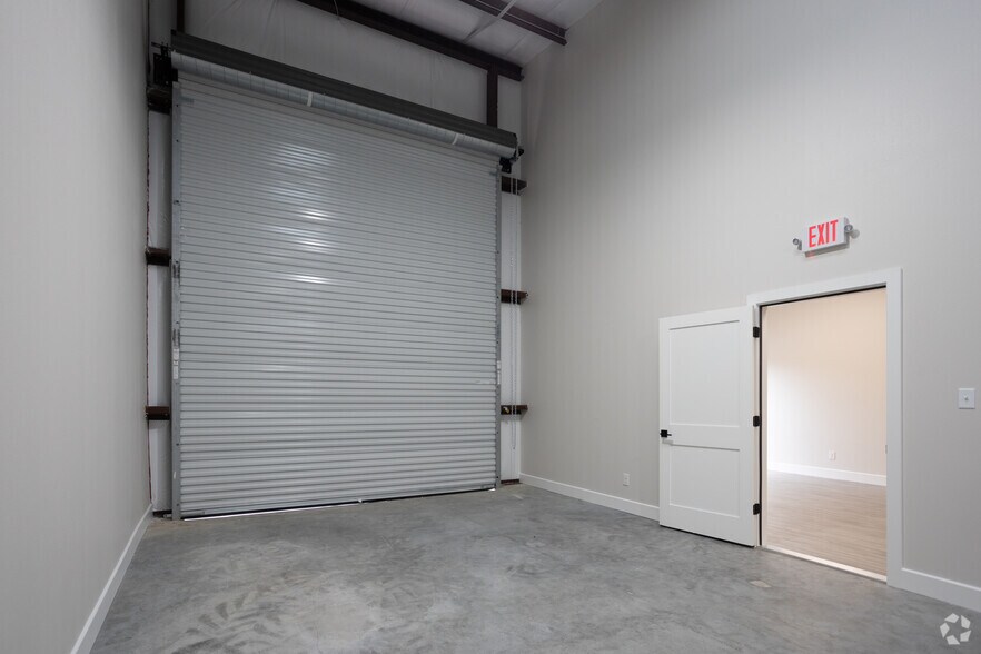 More Photos Of 21631 Rhodes Rd, Spring Unknown For Lease