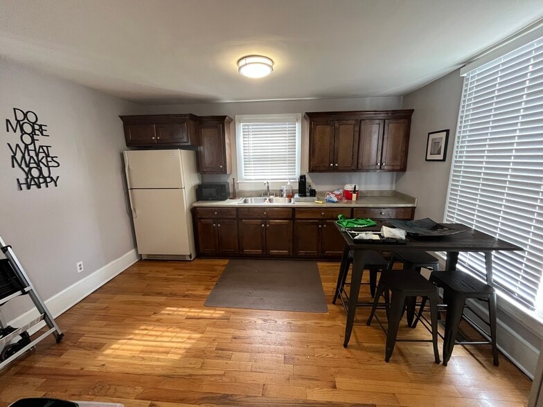 More Photos Of 1007 Pendleton St, Greenville Office For Sale