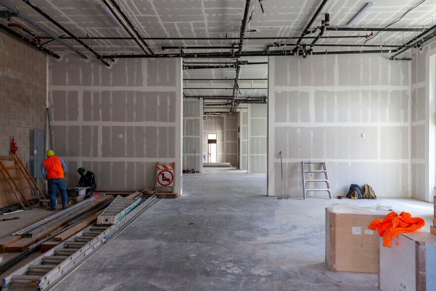 More Photos Of 735 N Orange Blvd, Pasadena Apartments For Lease