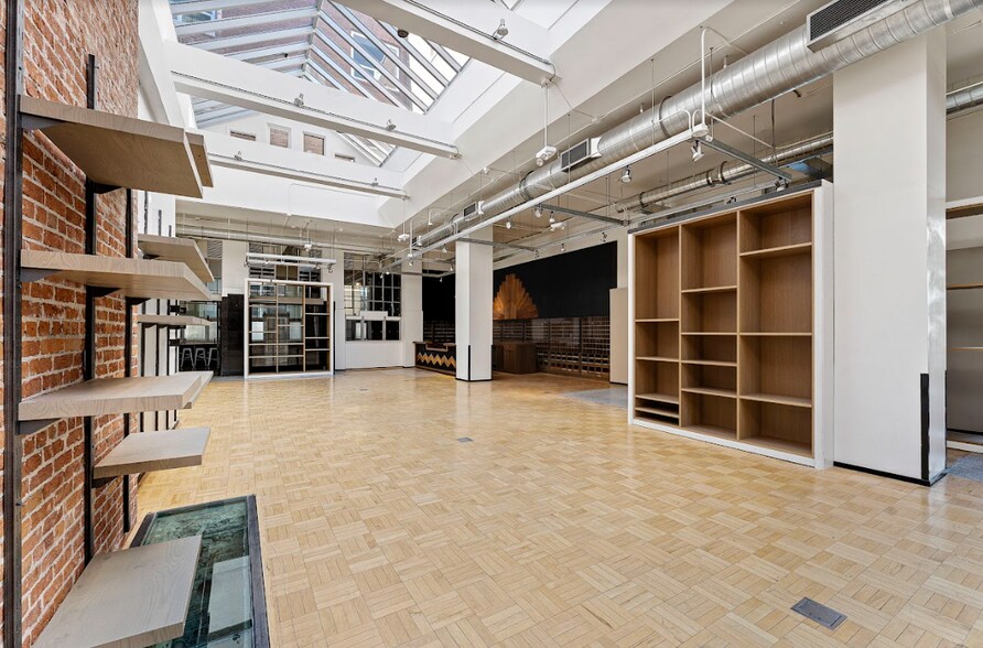 More Photos Of 50 S Virginia St, Reno Office For Sale