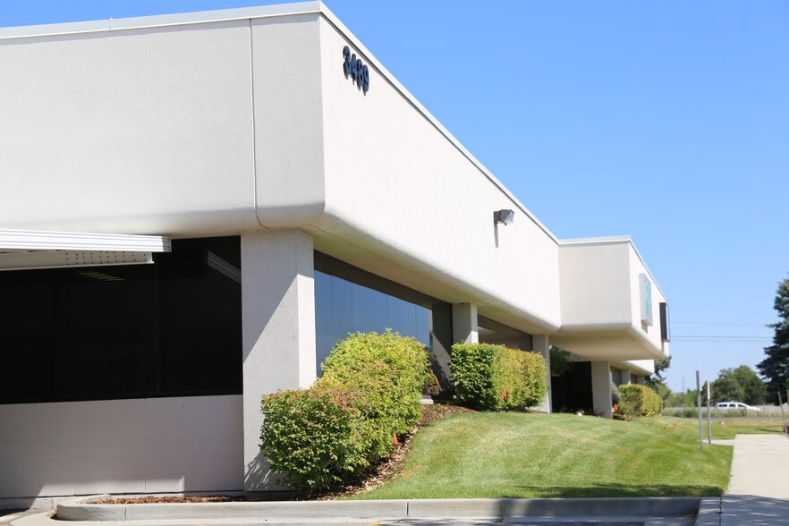 More Photos Of 3489 W 2100 S, Salt Lake City Medical For Sale