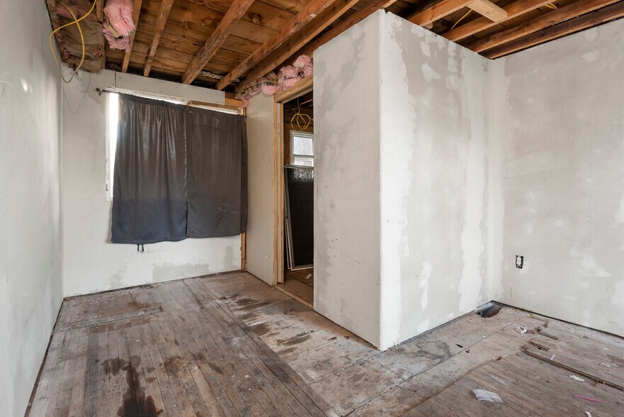 More Photos Of 3501 W Colorado Ave, Colorado Springs Hotel For Sale