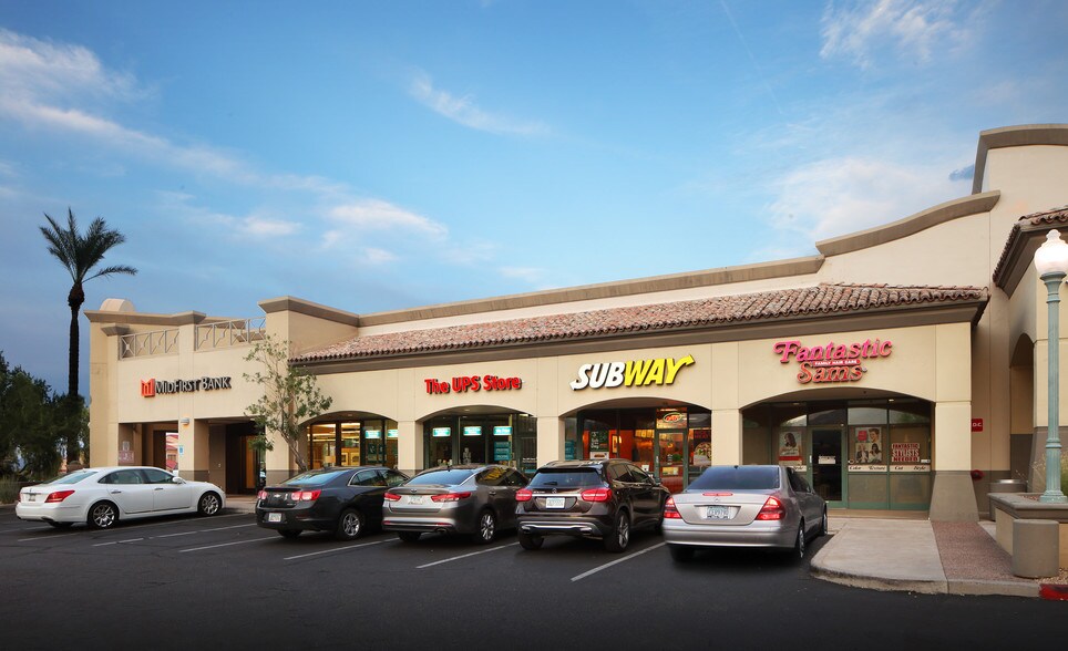 More Photos Of 13757-13771 N Fountain Hills Blvd, Fountain Hills General Retail For Lease