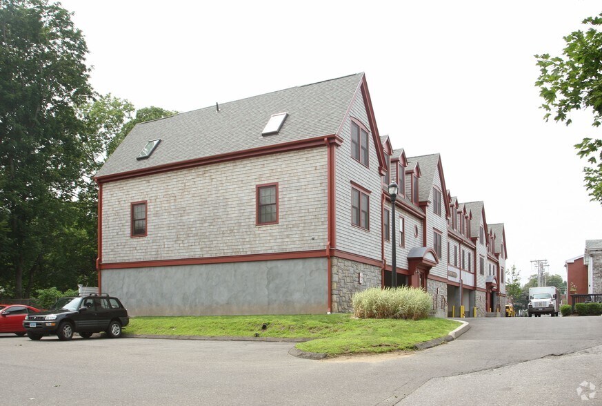 More Photos Of 60 S Broad St, Milford Apartments For Lease
