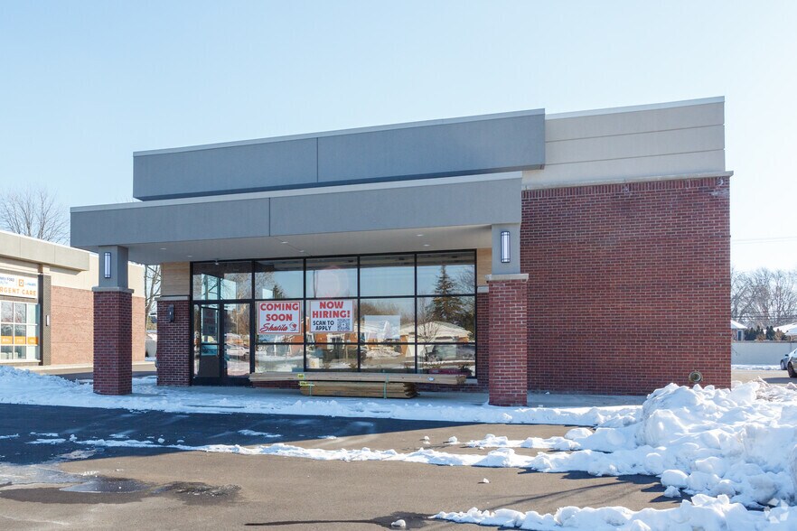 More Photos Of 26751 Ford Rd, Dearborn Heights Storefront For Lease