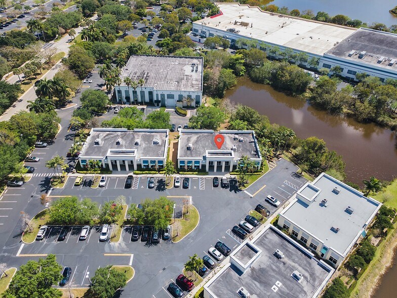 More Photos Of 1371 Sawgrass Corporate Pky, Sunrise Office For Sale