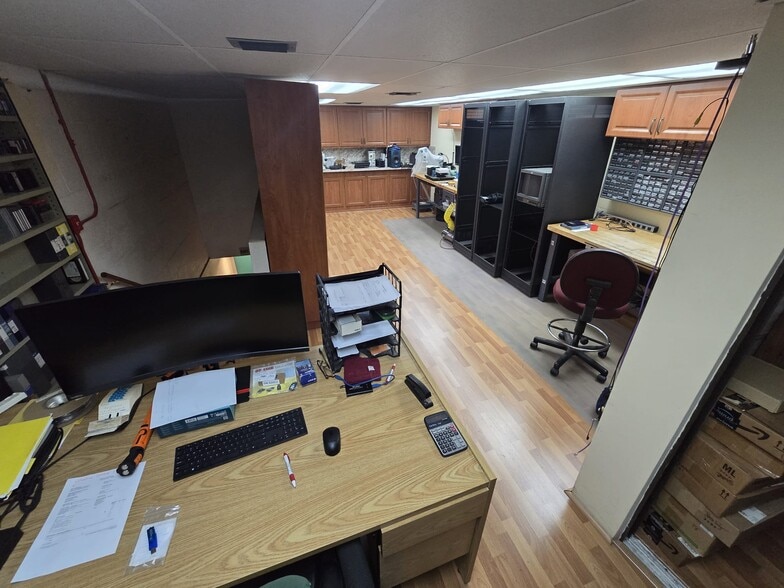 More Photos Of 1771 Blount Rd, Pompano Beach Warehouse For Sale