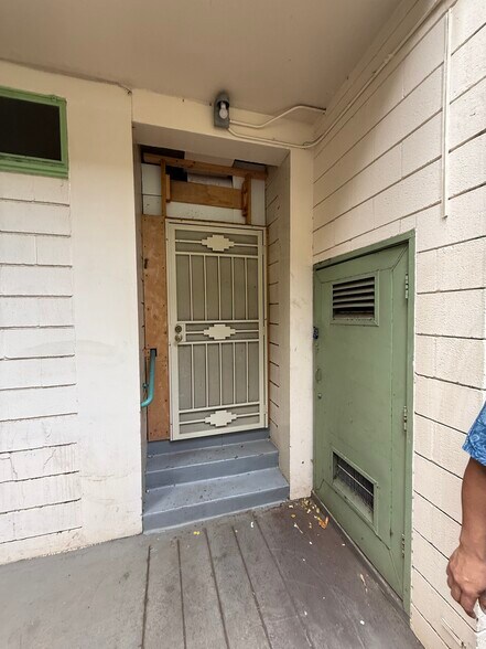 More Photos Of 2406 Kuhio Ave, Honolulu Apartments For Sale