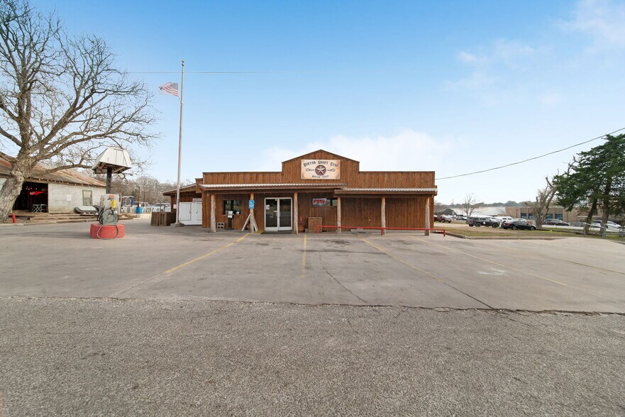 More Photos Of 12390 Farm to Market 390 W Rd, Burton Freestanding For Sale
