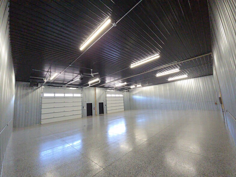 More Photos Of 47795 Van Donge St, Sioux Falls Industrial For Sale