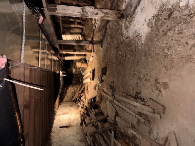 More Photos Of 130 W Main St, Westfield Flex For Sale