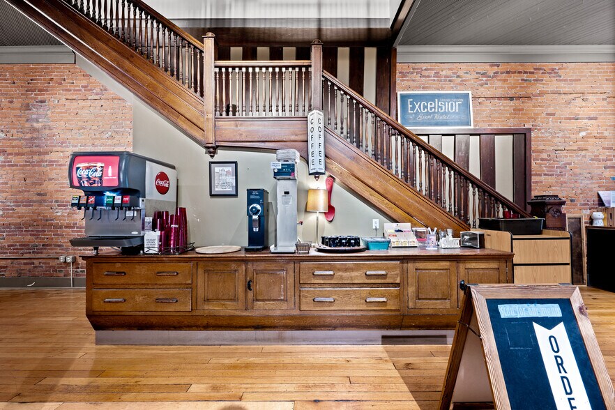 More Photos Of 144 W Liberty St, Wooster Office For Sale