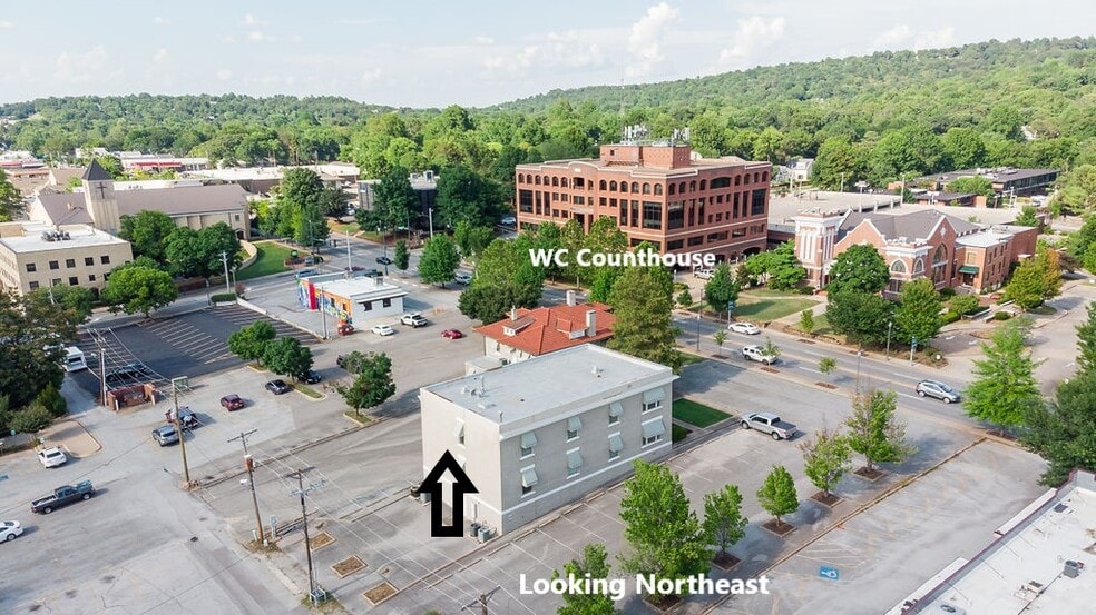 More Photos Of 215 N College Ave, Fayetteville Office For Lease