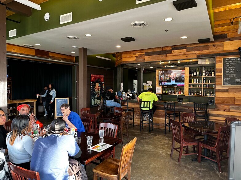 More Photos Of 2519 Broad Ave, Memphis General Retail For Sale