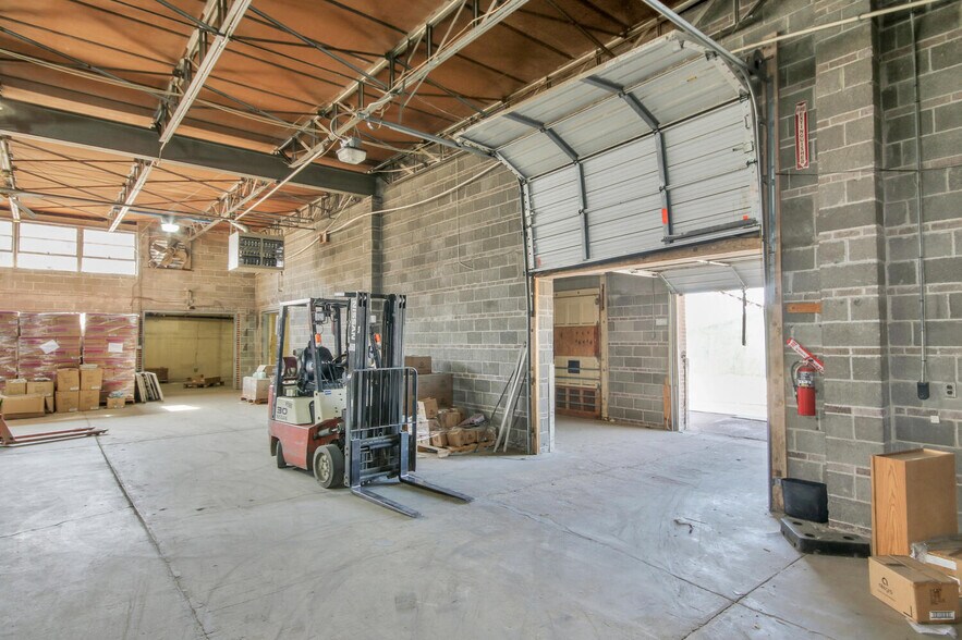 More Photos Of 901 E Morris St, Wichita Warehouse For Sale