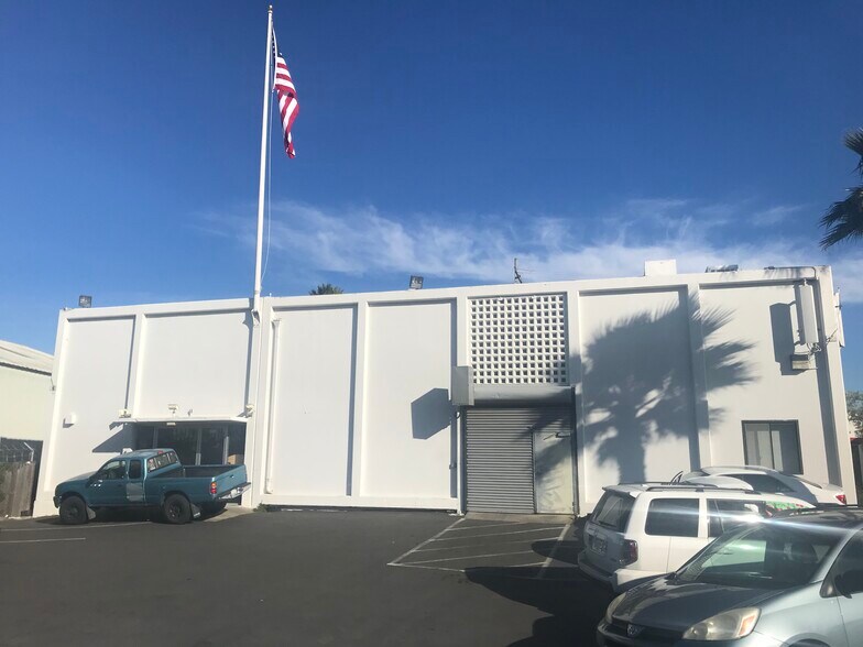 More Photos Of 517 E Bayshore Rd, Redwood City Warehouse For Sale