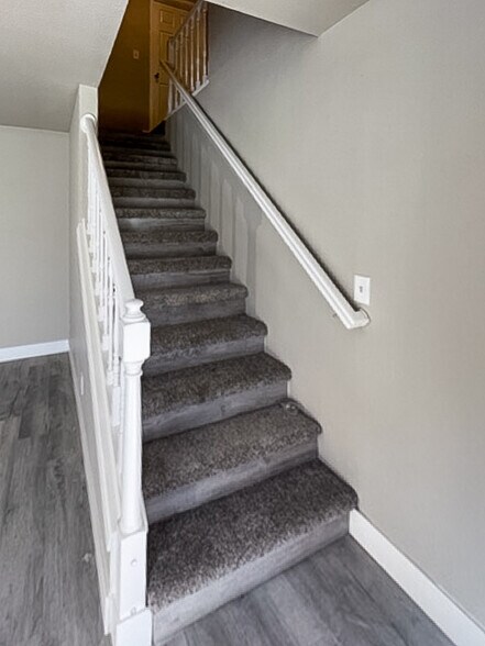 More Photos Of 1019 18th St NE, Auburn Apartments For Sale