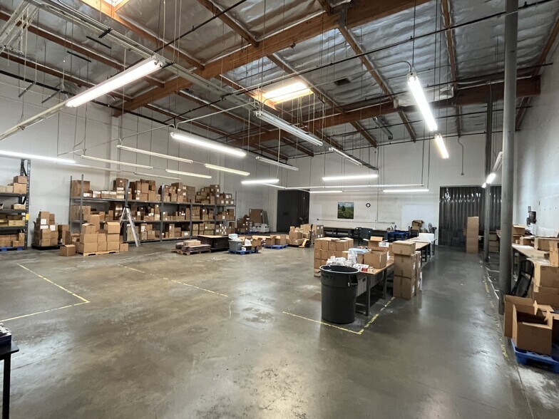 More Photos Of 25060 Avenue Tibbitts, Valencia Warehouse For Sale