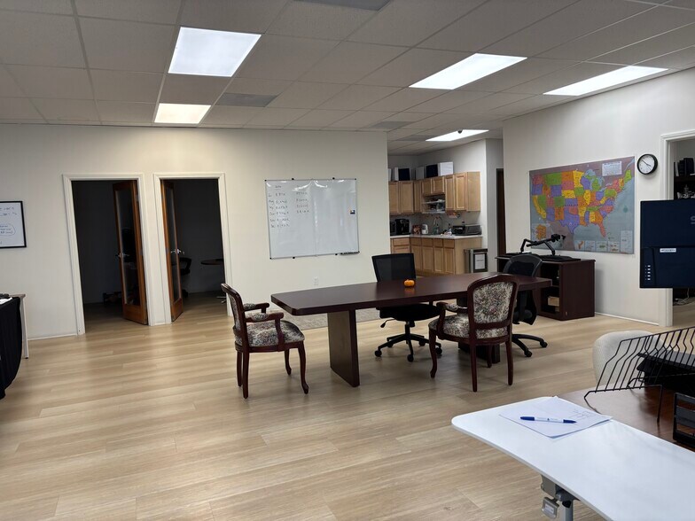 More Photos Of 346 N Azusa Ave, La Puente Storefront Retail Office For Sale