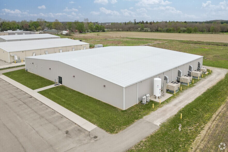 More Photos Of 515 Hammontree Dr, Morenci Industrial For Sale