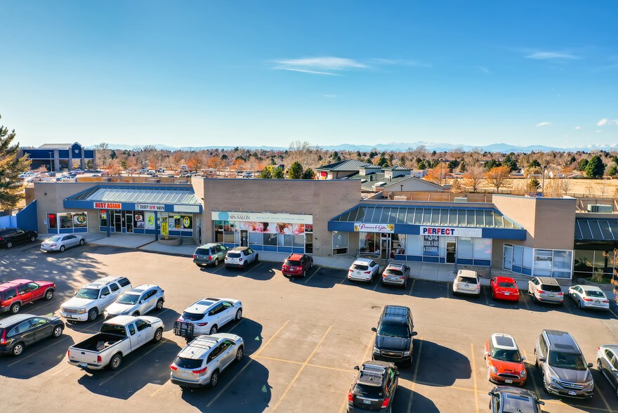 More Photos Of 4321-4335 S Buckley Rd, Aurora General Retail For Lease