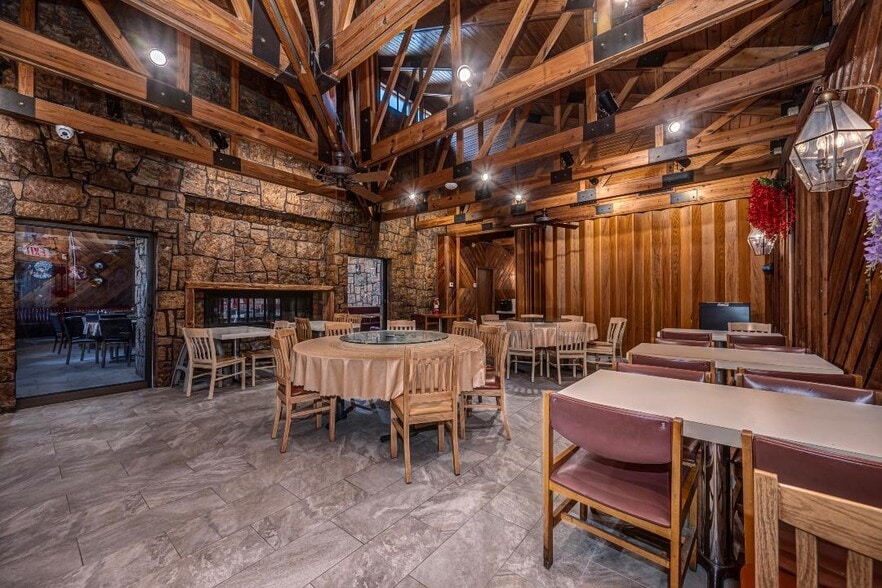 More Photos Of 4601 SE 29th St, Oklahoma City Restaurant For Sale