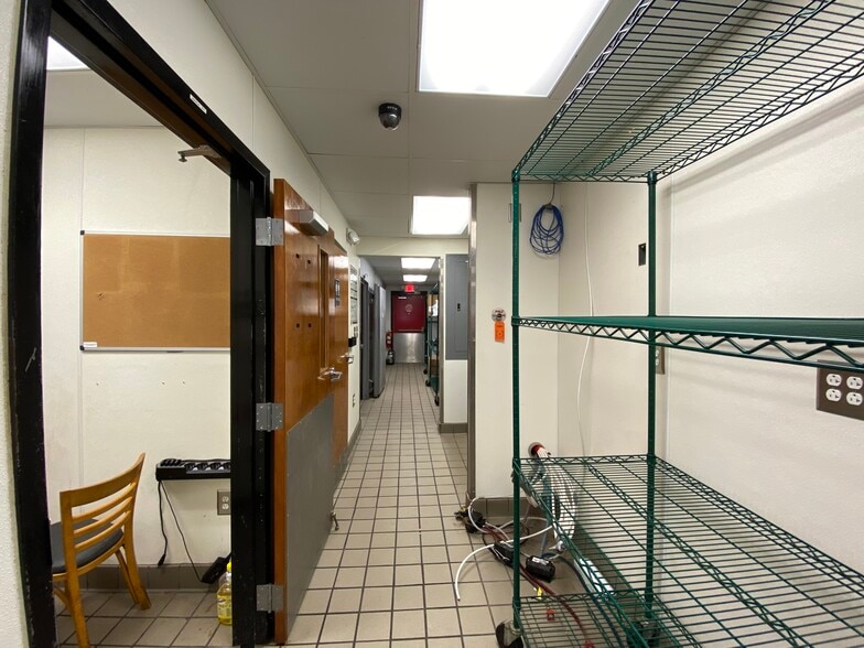 More Photos Of 3329 Rainbow Dr, Rainbow City Fast Food For Sale