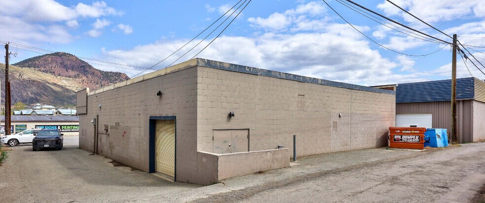 More Photos Of 943 Victoria St, Kamloops Storefront For Lease