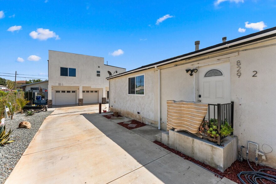 More Photos Of 829 11th St, Imperial Beach Apartments For Sale