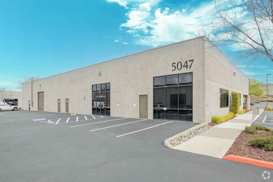 More Photos Of 5047 Robert J. Mathews Pky, El Dorado Hills Research And Development For Sale