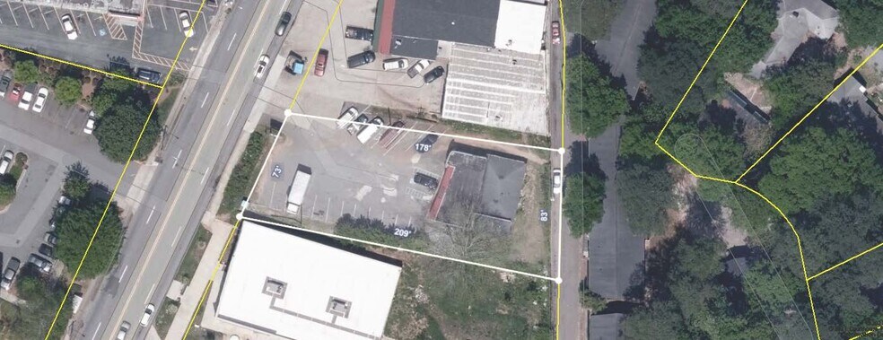 More Photos Of 2175 Cheshire Bridge Rd NE, Atlanta Land For Lease