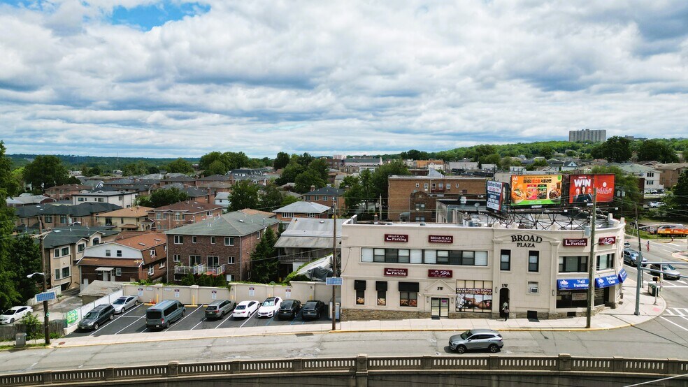 More Photos Of 1 W Columbia Ave, Palisades Park Storefront Retail Office For Sale