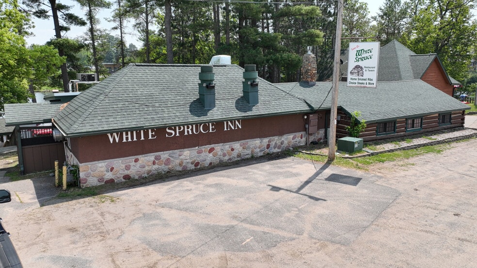 More Photos Of 419 N Railroad St, Eagle River Restaurant For Sale