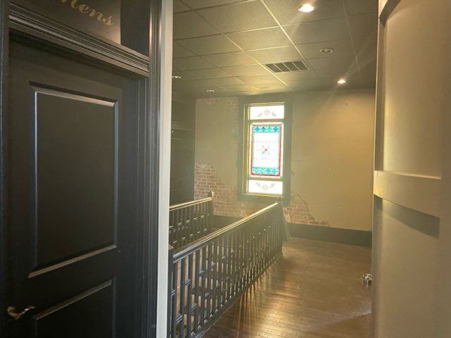 More Photos Of 100 E Hubbard St, Lindale Storefront For Sale