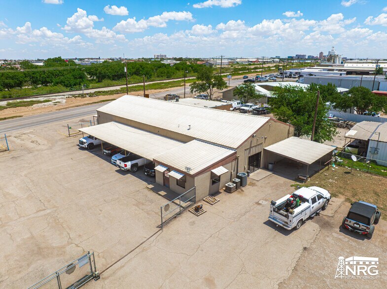 More Photos Of 3209 W Industrial Ave, Midland Warehouse For Lease