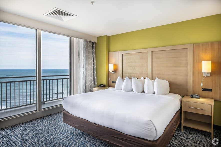 More Photos Of 2321 Atlantic Ave, Virginia Beach Hotel For Sale