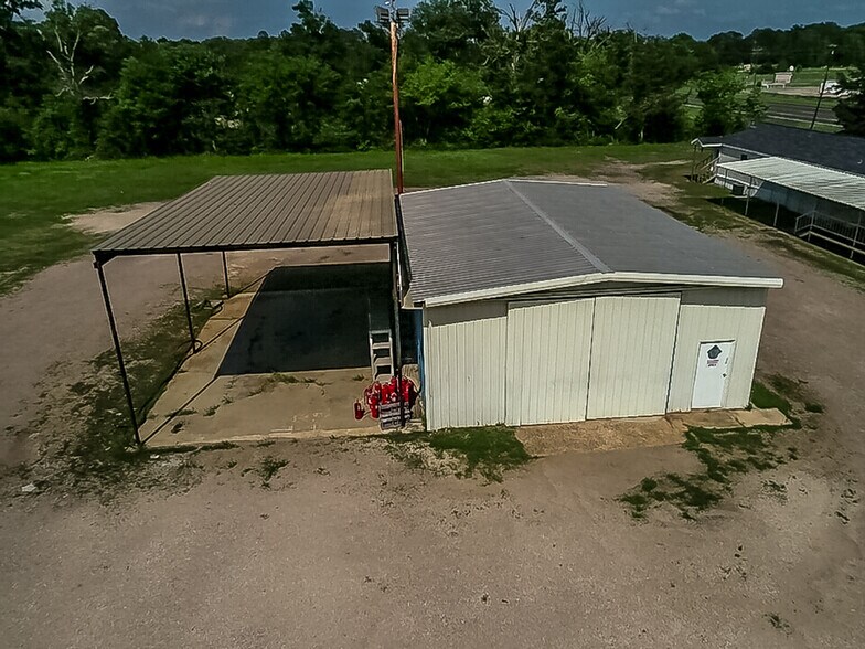 More Photos Of 2617 US Highway 79 N, Carthage Industrial For Sale