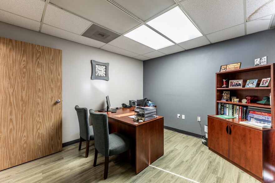 More Photos Of 130 Medical Center Pky, Huntsville Medical For Sale
